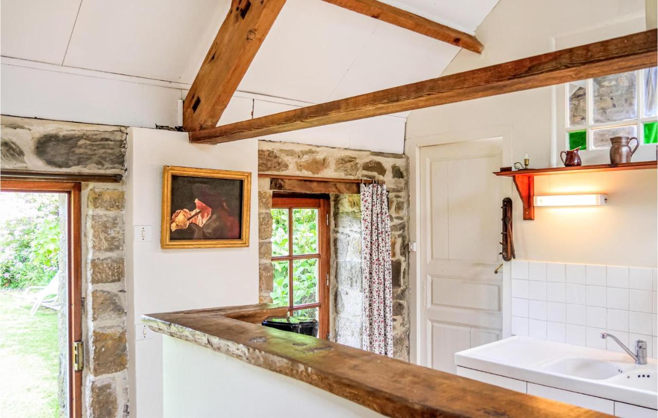 Stunning Home In Quettehou With Wifi Eksteriør bilde